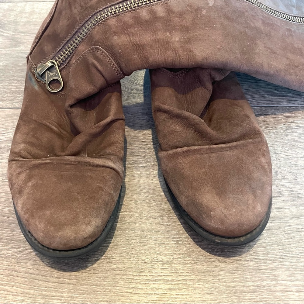 ⭐️HP⭐️ Steve Madden Linderr Distressed Knee High Zipper Boots, 8, Dark B… - Picture 3 of 6
